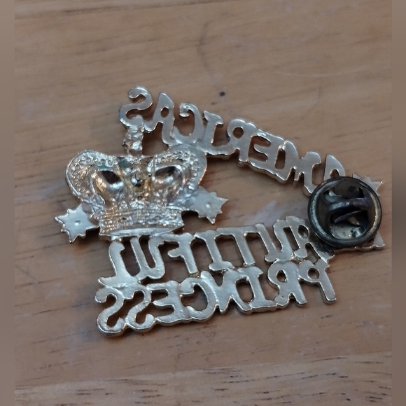 America's beautiful princess pin - Picture 3 of 4